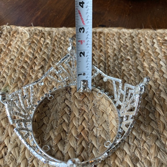 Crown Tiara ✨✨ - Picture 4 of 4